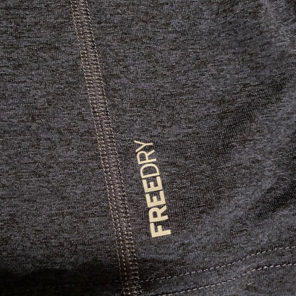 Eddie Bauer free dry quarter zip - Picture 8 of 11